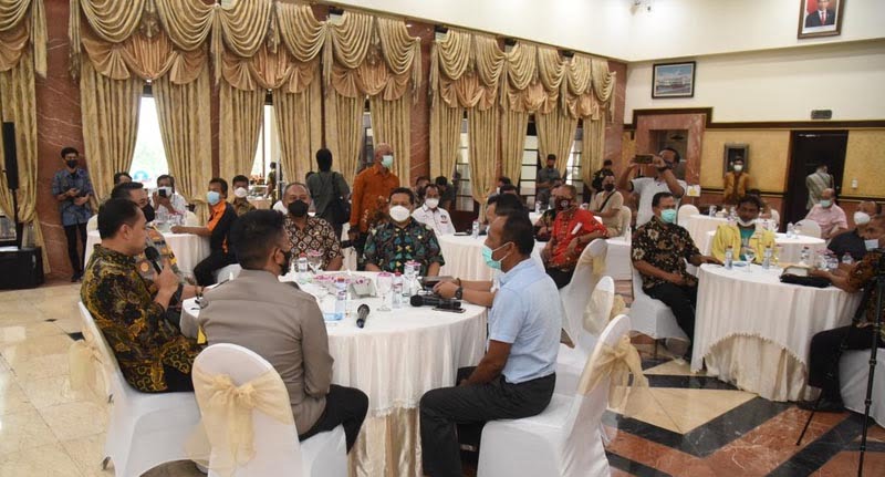 Wali Kota Surabaya Temui 30 Perwakilan Pekerja Terkait Usulan Kenaikan UMK