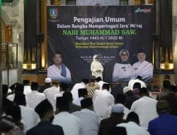 Bupati Jombang Hadiri Pengajian Isro Mi’raj di Masjid Agung Baitul Mukminin