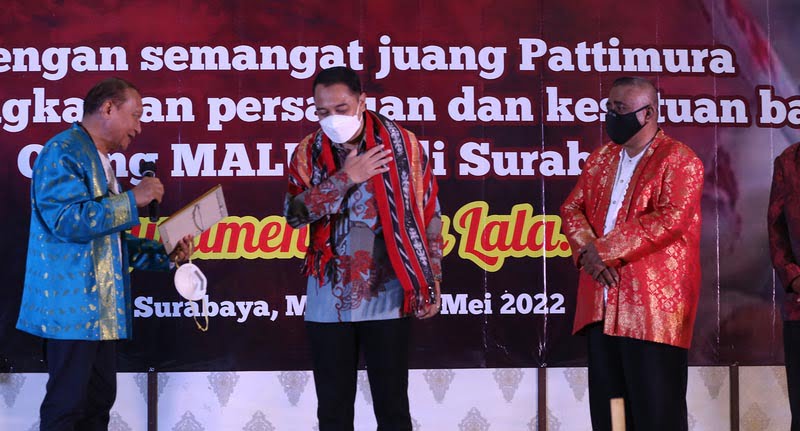 Wali Kota Surabaya Saat menghadiri Hari Pattimura ke 205