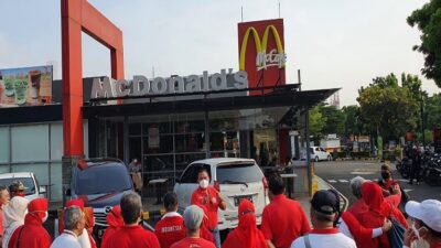 Ilustrasi Daftar Gaji Karyawan McDonald's