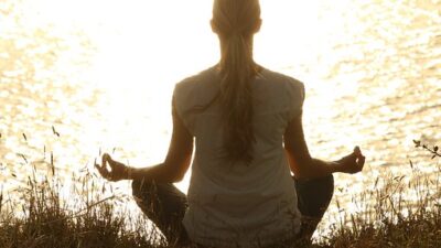 Manfaat dan Teknik Meditasi bagi pemula