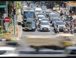 Dinas Perhubungan Surabaya Mengambil Langkah untuk Mengatasi Kemacetan: Pemasangan Pendeteksi Kemacetan di Bundaran Waru-Tanjung Perak