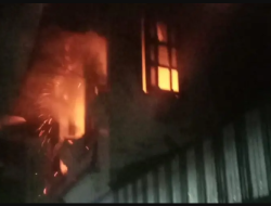 Kebakaran Melanda Rumah di Darmo Kali, Surabaya pada Hari Kamis