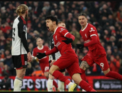 Kemenangan Dramatis Liverpool 4-3 atas Fulham: Comeback Spektakuler di Anfield